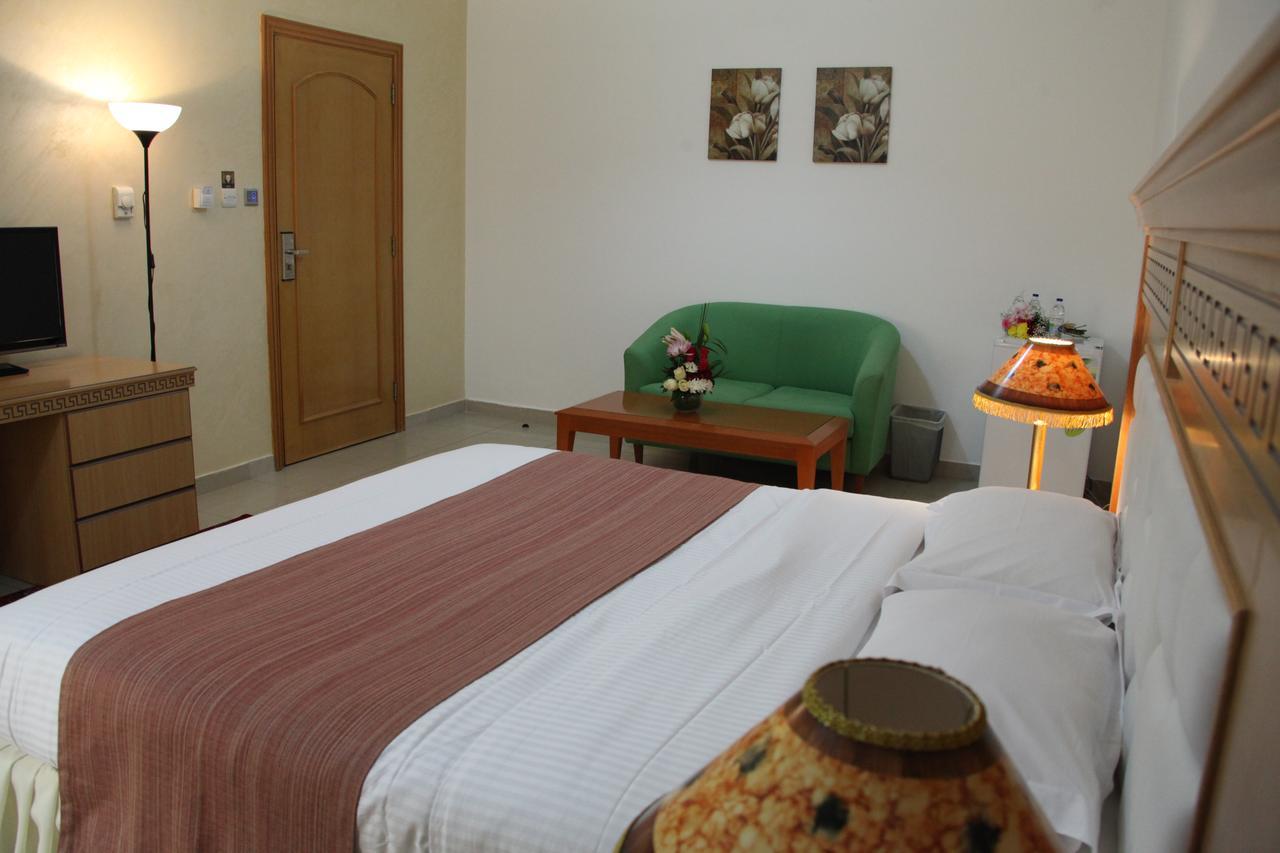Flamingo Hotel Apartment Abu Dhabi Esterno foto