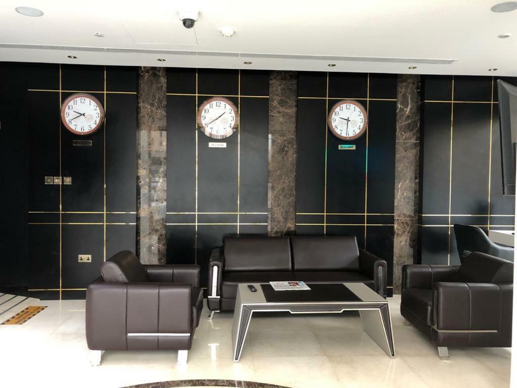Flamingo Hotel Apartment Abu Dhabi Esterno foto