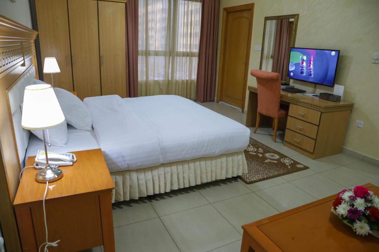 Flamingo Hotel Apartment Abu Dhabi Esterno foto