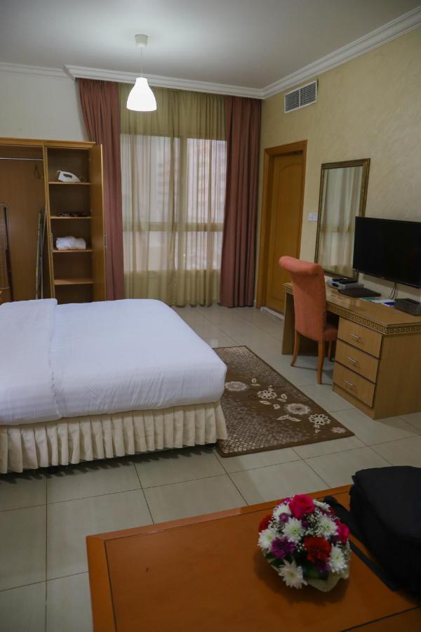 Flamingo Hotel Apartment Abu Dhabi Esterno foto